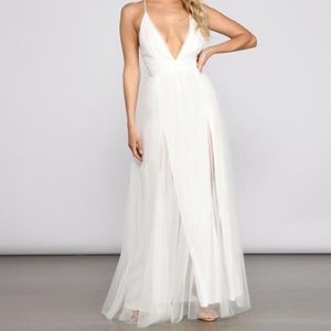 White Tulle Backless dress